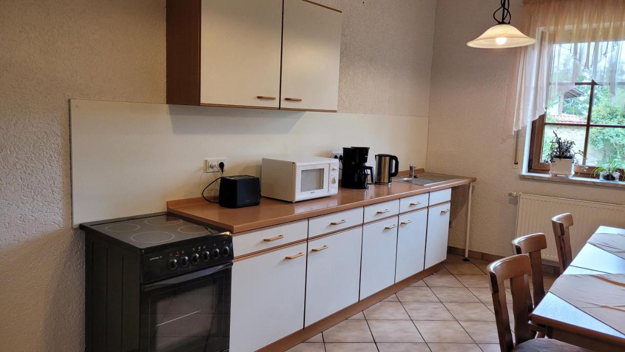 Gaestehaus Stephanie Ilbesheim Eksteriør billede